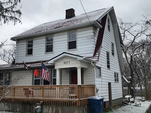 992 Lang Rd, Akron, OH 44319