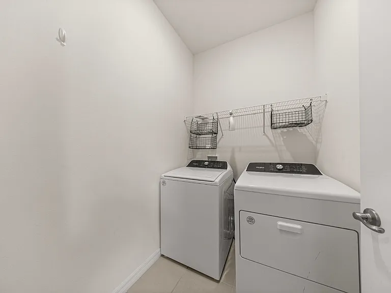 5360 NW 46th Lane Rd — Photo 3