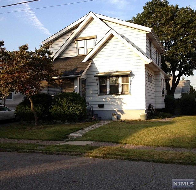 1st image of 9-15 5th St