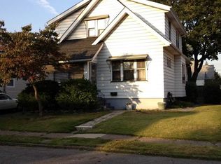 9-15 5th St, Fair Lawn, NJ 07410