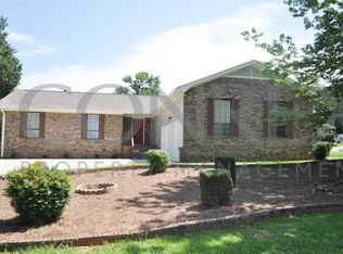 1708 Tall Oak Cir, Birmingham, AL 35235