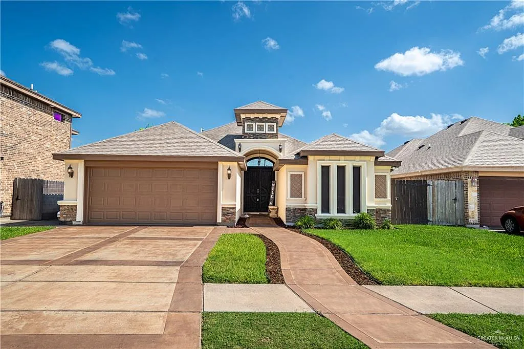 3 bed, 2.0 bath, 1621 sqft, $1,950 — Photo 1