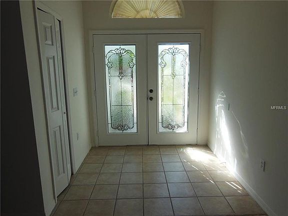 2nd image of 4615 Willamette Cir