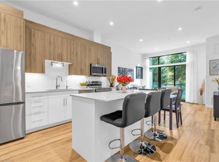 525 New Dundee Rd #101, Kitchener, ON N2P0K8