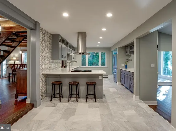 125 Union Mill Rd, Mount Laurel, NJ 08054