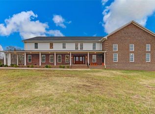 184 Slaydon Rd, Eden, NC 27288