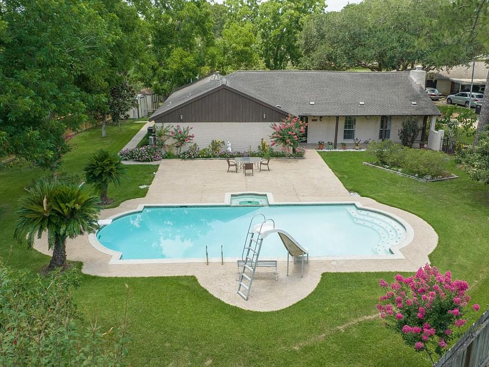 1st image of 600 Briarwilde Ct
