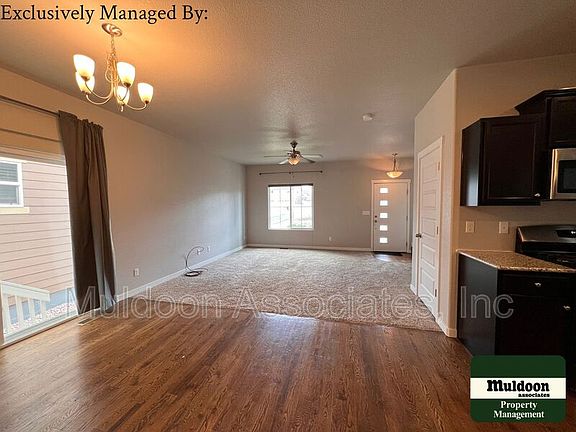 5th image of 2394 Falkirk Dr