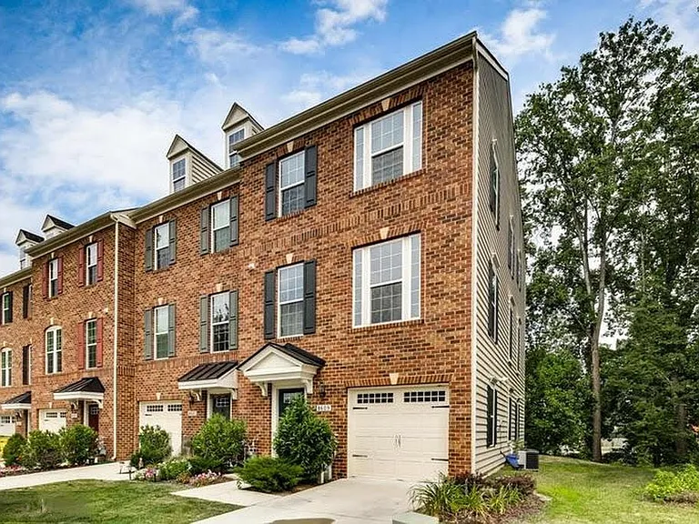 8609 Enoch Pratt Dr — Photo 1