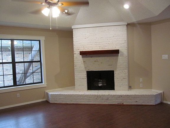 4th image of 1614 Utah Ave