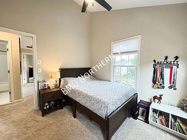 6600 Dunwich Way — Photo 29
