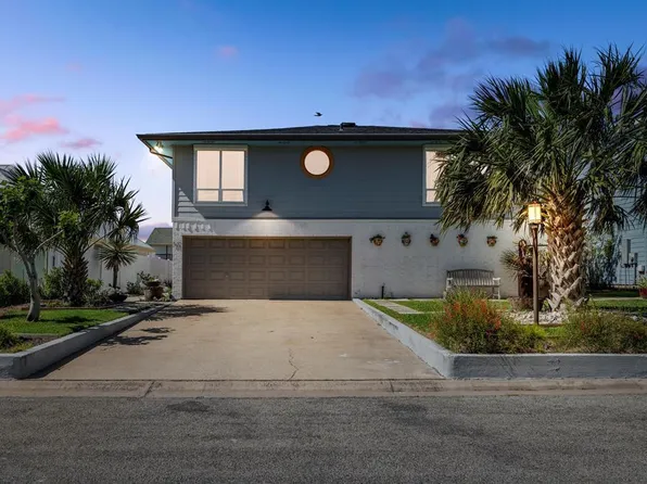 502 Sierra Sound St, Rockport, TX 78382