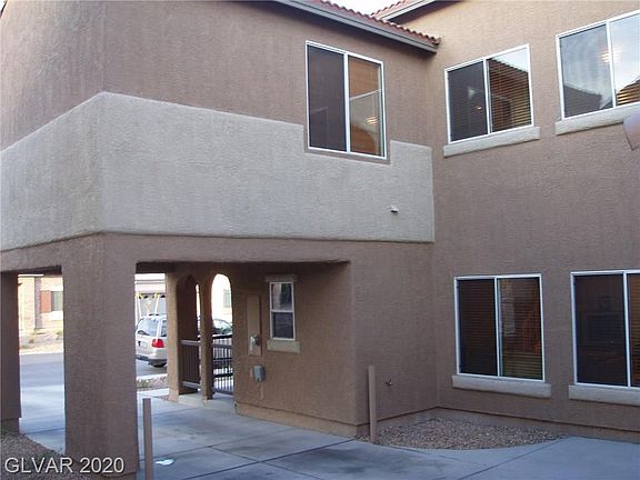 5th image of 8469 Stanton Heights Ct