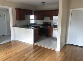 2 Lansdowne Ct #2, Lawrence, MA 01841