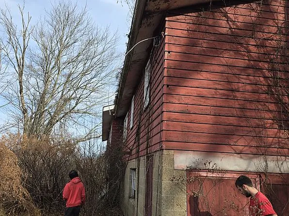 49 Snedeker Rd, Wheeling, WV 26003