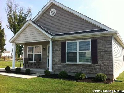5807 Bannon Crossings Dr, Louisville, KY, 40228