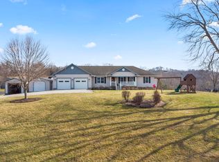 218 Fox Run Rd, Grayson, KY 41143