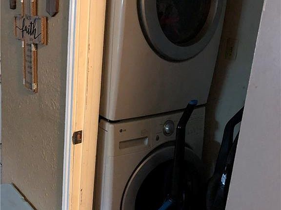 5th image of 715 Alabama St