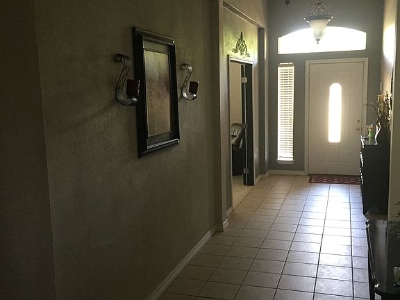 2nd image of 1908 Thornberry Dr