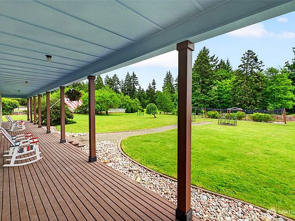 2nd image of 6207 63rd Avenue NE