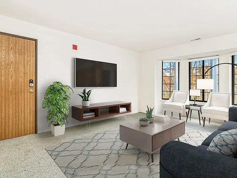 Tanglewood Apartments — Photo 5