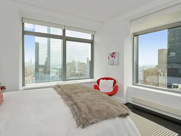 123 Washington Street image 3 of 8