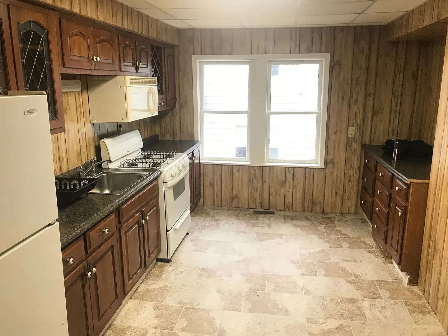 349 E Church St — Photo 3