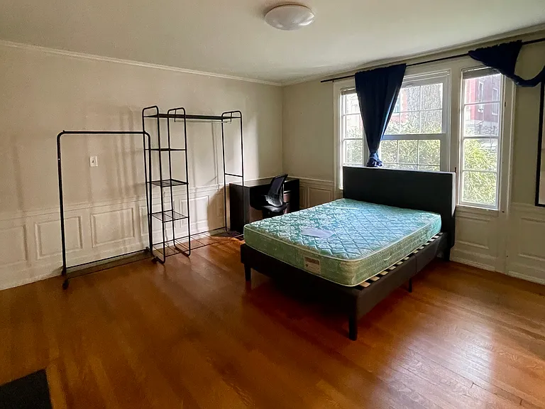 12 Braemore Rd #1 — Photo 4