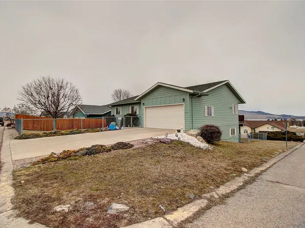 12 B Ave, Polson, MT 59860
