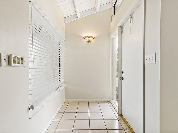 5th image of 5121 NW 26th Ct