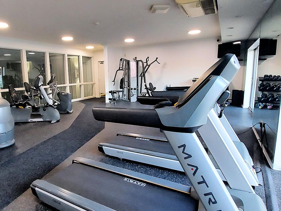 Edina Highland Villa 5250 Villa Way Edina MN Zillow