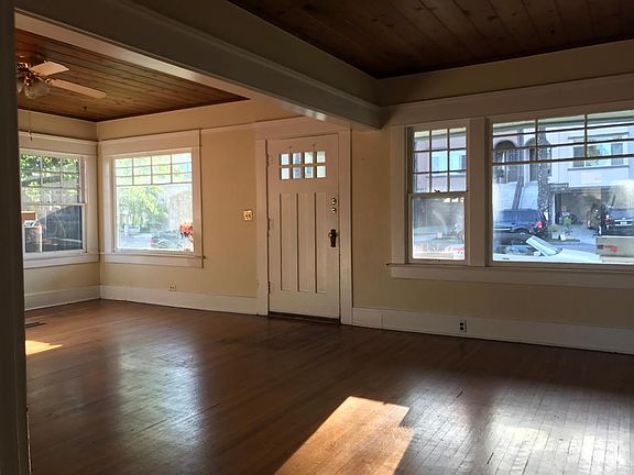 5th image of 4025 Eagle St