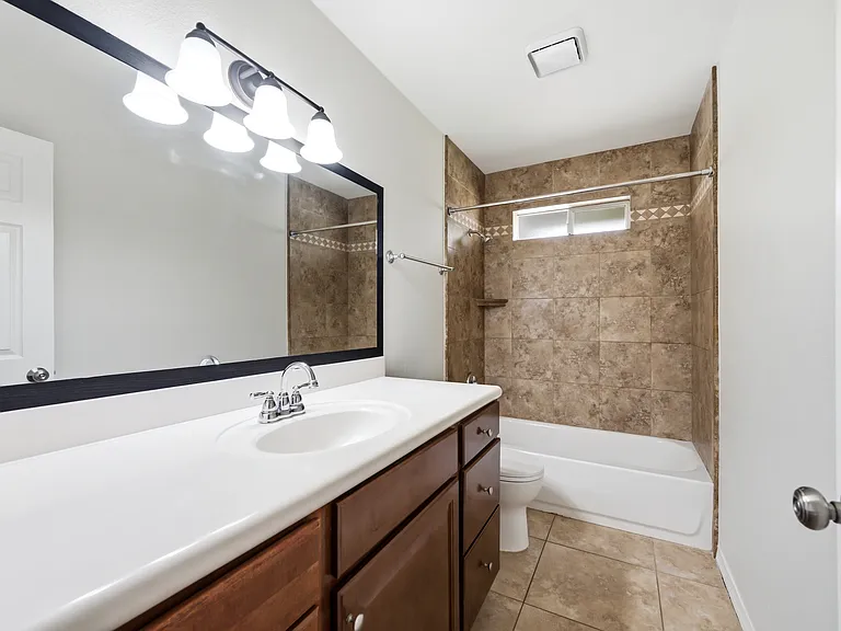 6232 W Sierra St — Photo 29