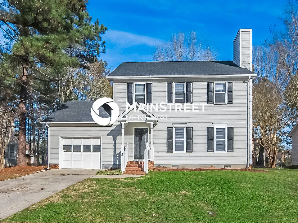 828 Penncross Dr