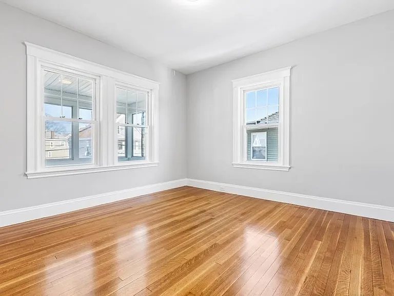 267-269 Farrington St #2 — Photo 15