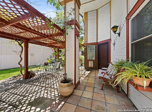 4th image of 16543 HUNTING GLEN ST
