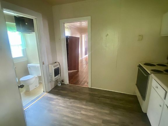 3rd image of 628 E Sevier St #1