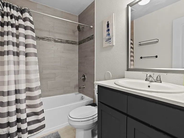 13920 Loreina Luz Ave — Photo 26