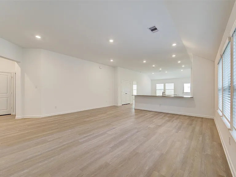 5607 Rock Head Ranch Trl — Photo 14
