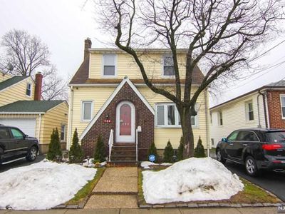 584 Sweetland Ave, Hillside, NJ, 07205