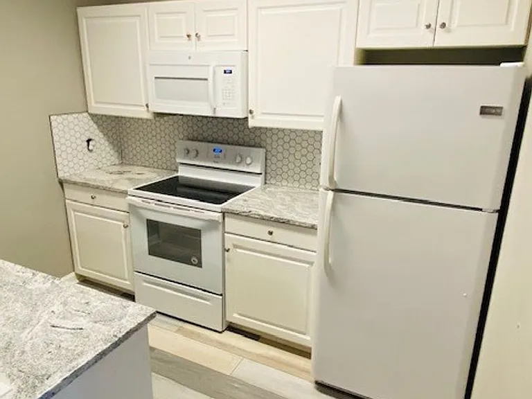 1700 Clinch Ave #107 — Photo 3