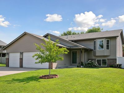 460 Tiffany Dr, Hastings, MN, 55033