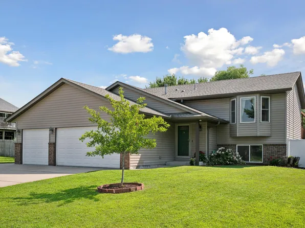 460 Tiffany Dr, Hastings, MN 55033