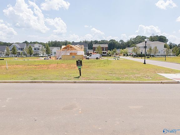 4th image of 43 Peace St NW