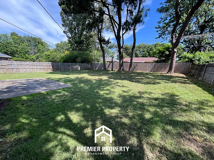 1352 Winfield Ave — Photo 19