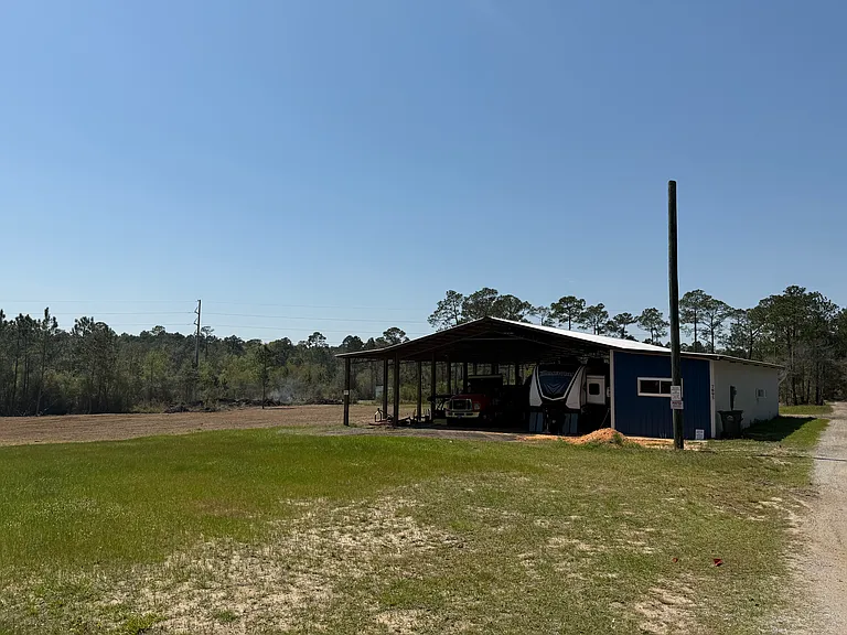7879 Interstate Ct — Photo 1