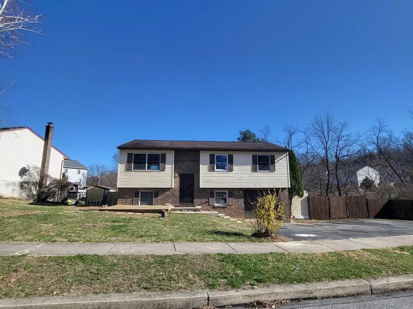 405 Grove Ave, Mohnton, PA 19540