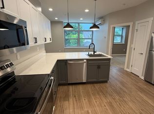 214 Kinne St #203, East Syracuse, NY