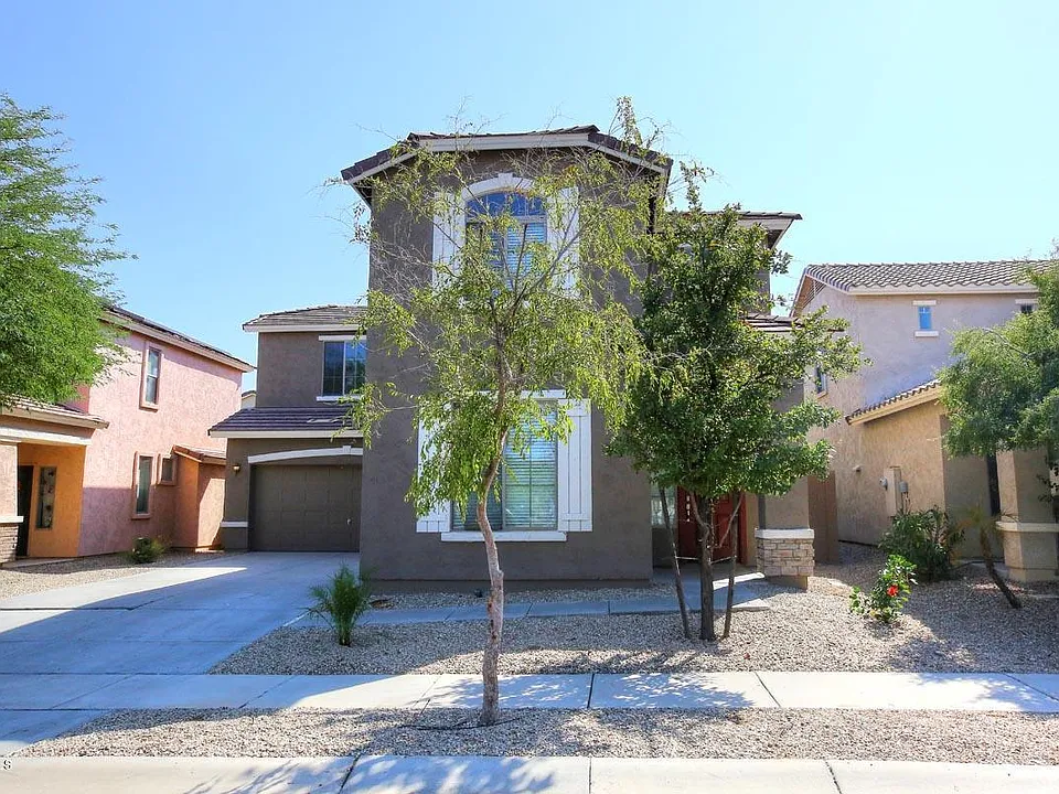17453 W Woodrow Ln
