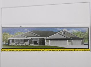 245 Candleberry Ln, Grafton, WI 53024